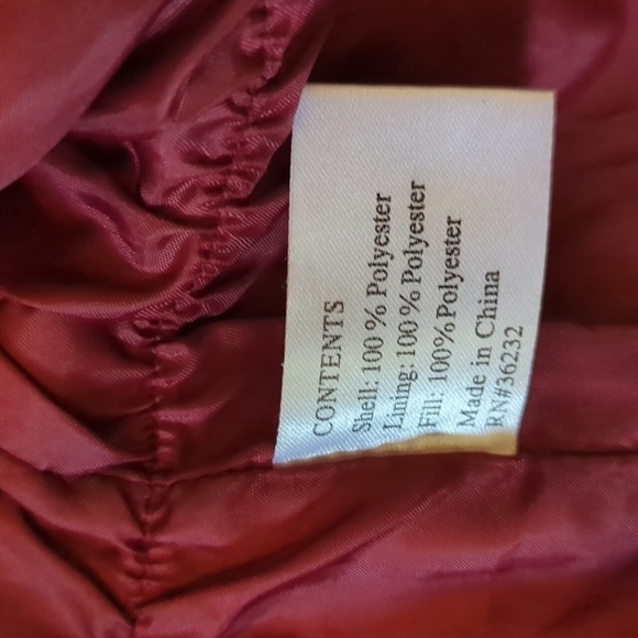 Gallery merlot wine quilted academia warm chic fall zip up barn jacket. Sz S - Picture 9 of 11